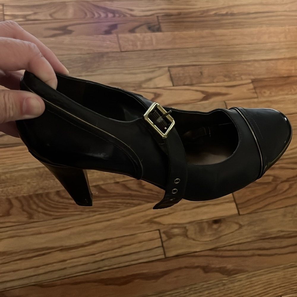 Brown Etienne Aigner Heels Size 9.5 - Picture 5 of 5